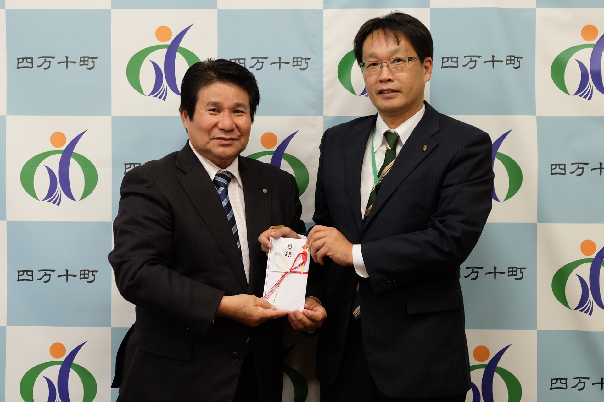 株式会社西日本セイムス様から寄附をいただきました