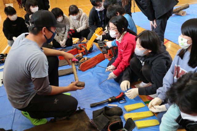 中村小学校　森林環境学習