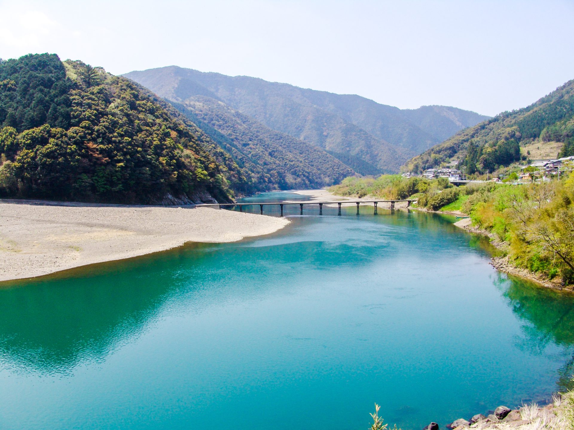岩間 沈下 橋