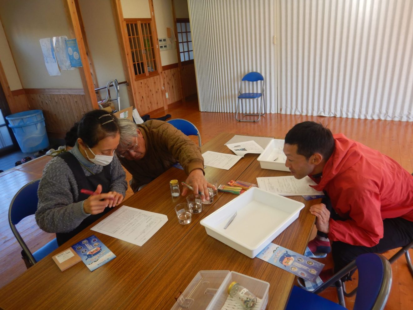 思いっきり海岸清掃×プラごみ実験